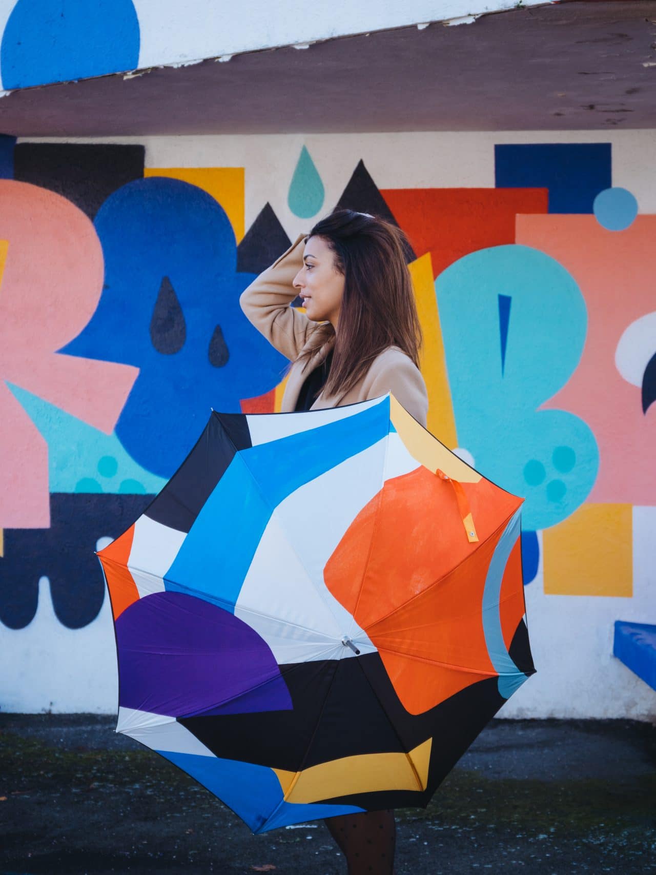 Maison Piganiol parapluie aux motifs abstraits