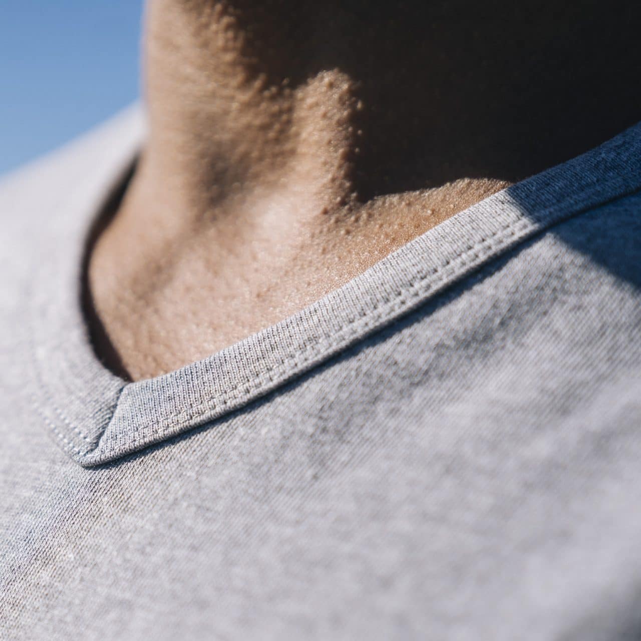 T-shirt-propre-doublure-des-coutures