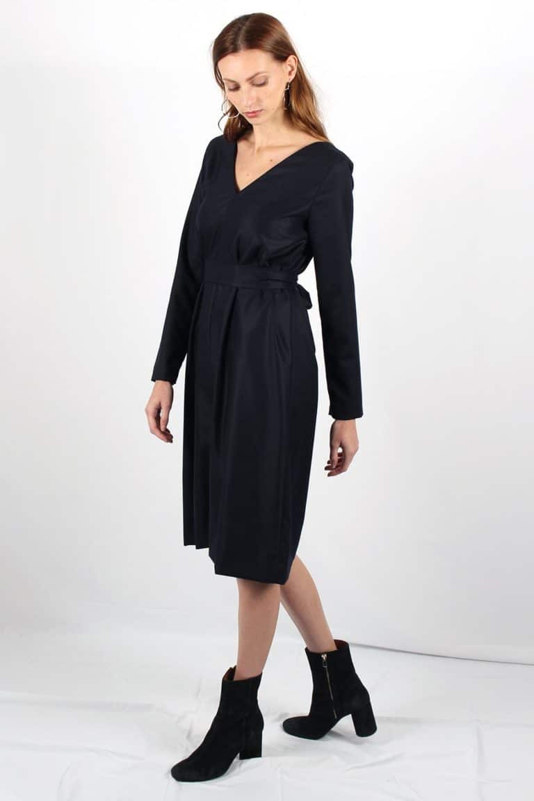 Atode robe cache-coeur noir