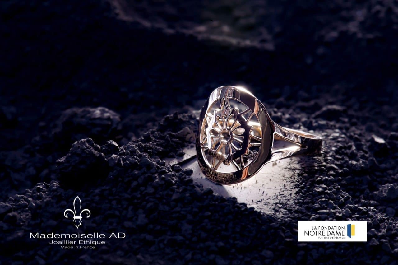 Mademoiselle AD Bague Notre Dame