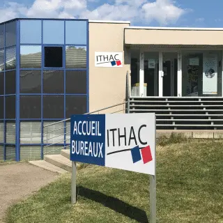 Léo de Roanne (par ITHAC)