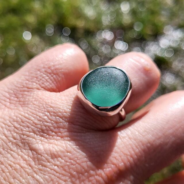 Le cerf argenté - bague verre poli