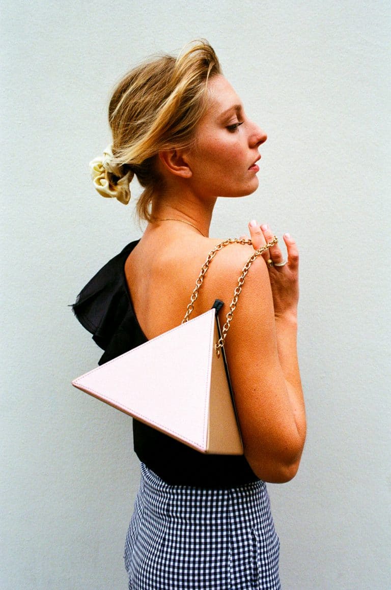 Louvreuse-sac-pyramide
