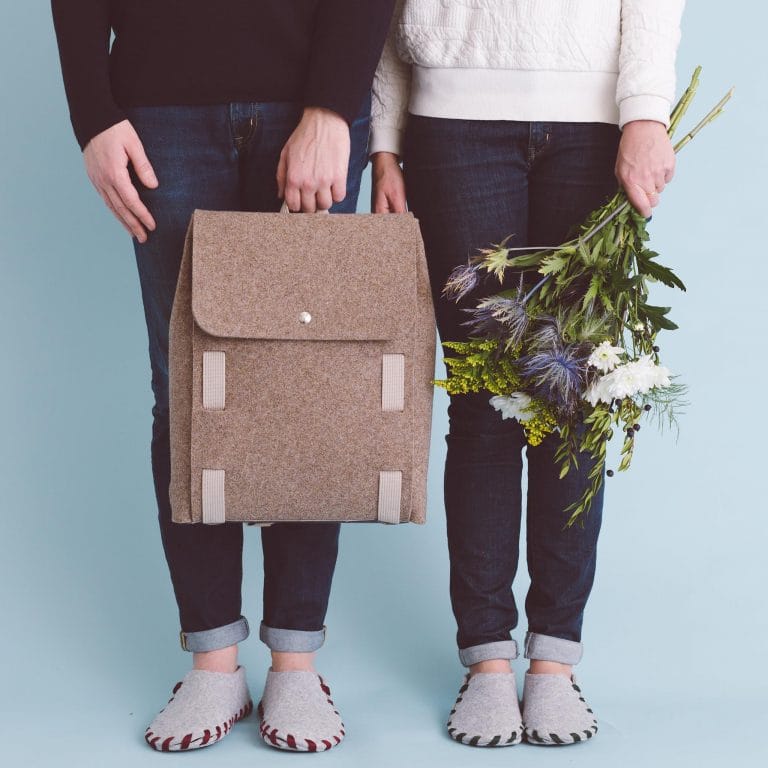 Lasso-chaussons-et-sac-a-dos