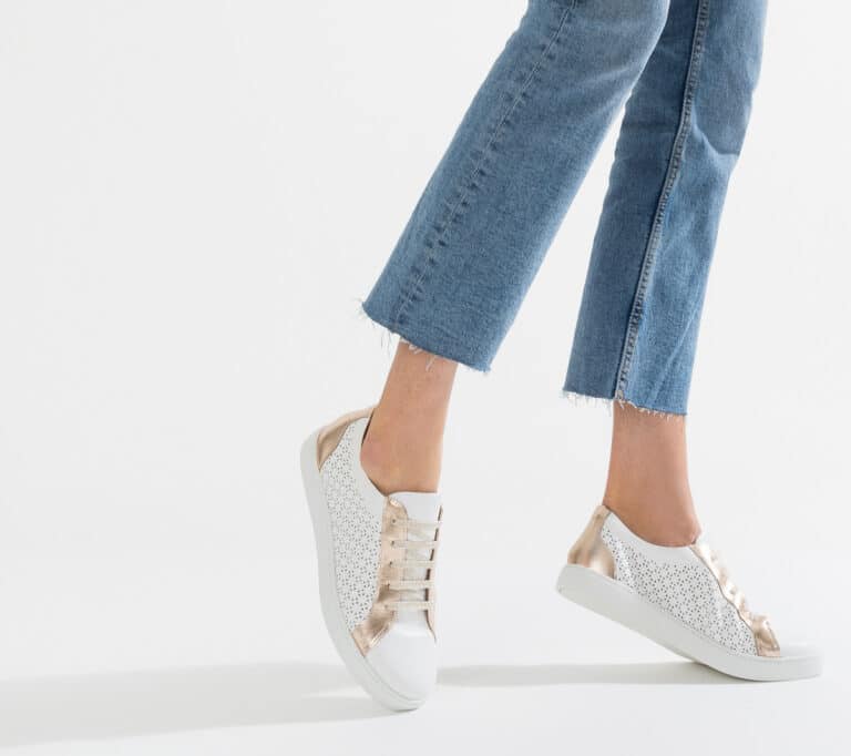 Tennis blanche et or