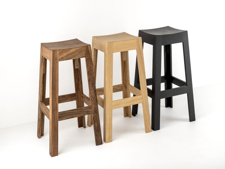 Tabourets en bois made in France Wak de Delavelle