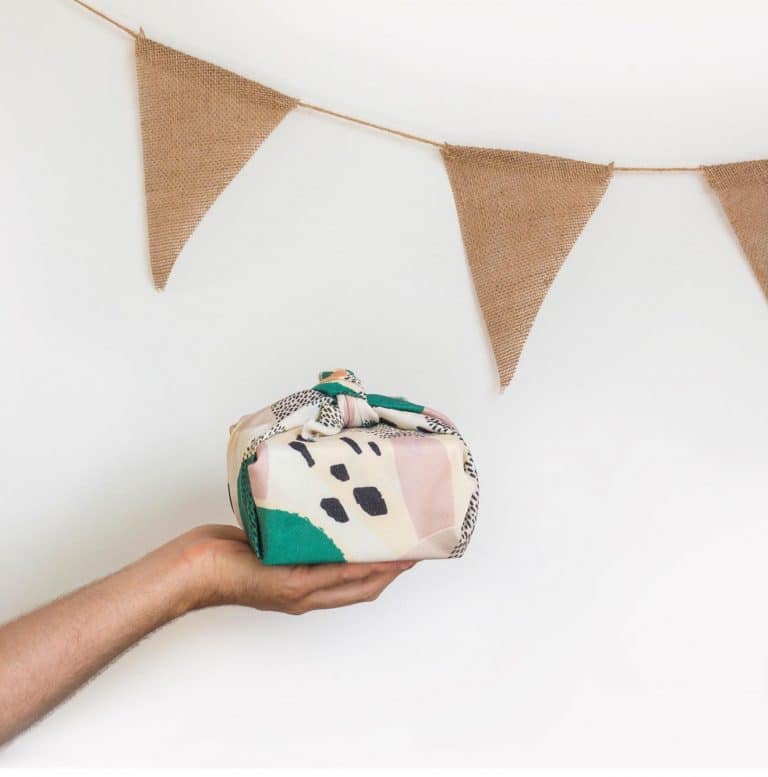 L'emballage cadeau en tissu Paké