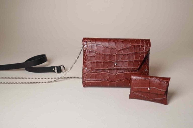 114 Paris sac cuir rouge image principale Le sac cuir 114 Paris