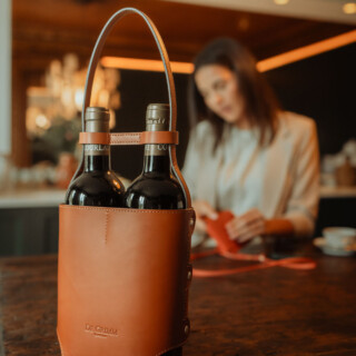 De Grimm Porte-bouteille double frontignan en cuir végétal lisse chatain