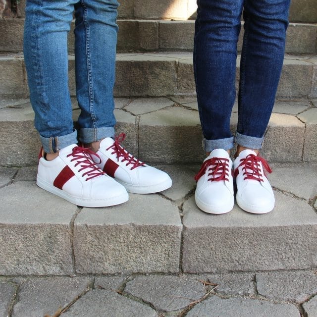 Les baskets rouges en velours Jules et Jenn