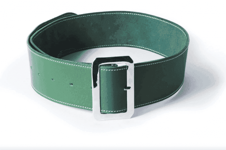 La ceinture Lima en cuir Le cuir est dans le pré