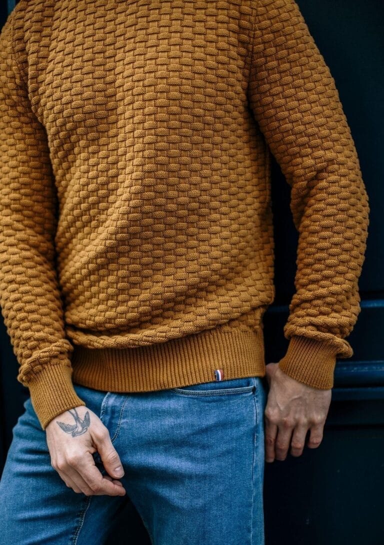 Le pull damier moutarde Montlimart