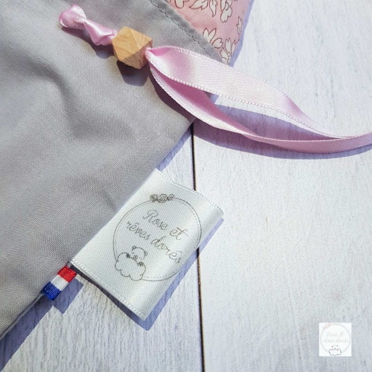 Les finitions Rose et rêves dorés