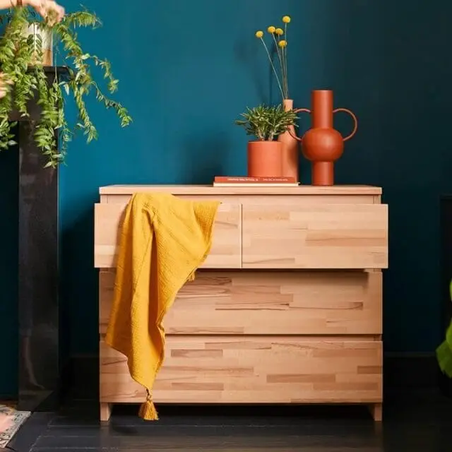 Kipli - Commode en bois massif