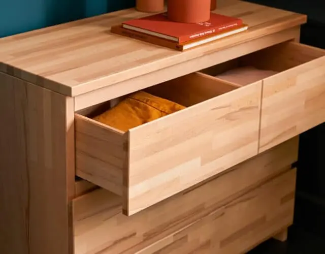 Kipli - Commode en bois massif