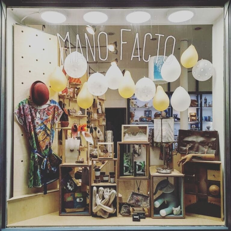 Boutique Mano Facto Toulouse - Vitrine