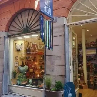 Boutique Mano Facto Toulouse - Vitrine