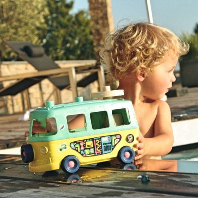 le van Les Mini Mondes