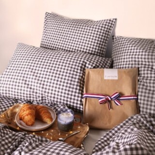 A-demain-linge-de-lit-vichy-noir