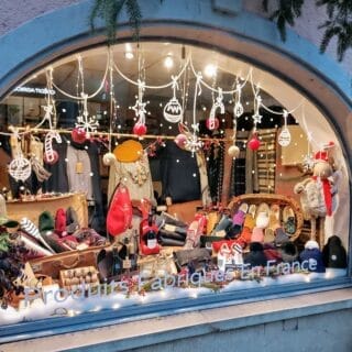 la belfrance cluny vitrine Boutique La Bel'France Cluny - Vitrine