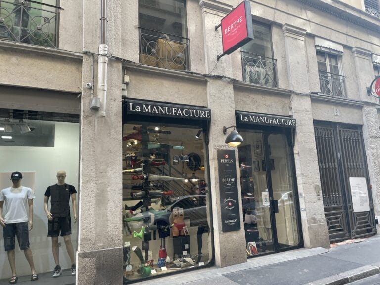 Boutique La manufacture Perrin Lyon - Vitrine