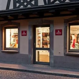 labonal boutique obernai vitrine Boutique Labonal Obernai - Vitrine