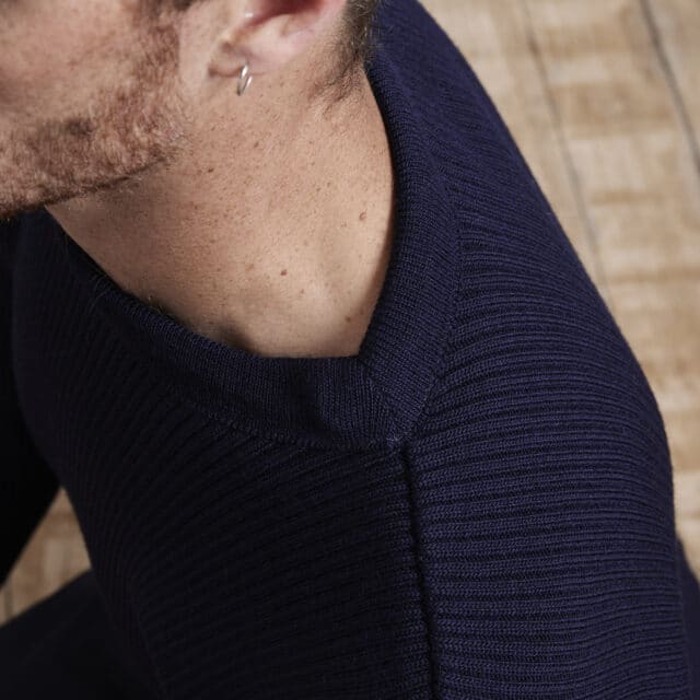 Pull traditionnel militaire en pure laine pour homme