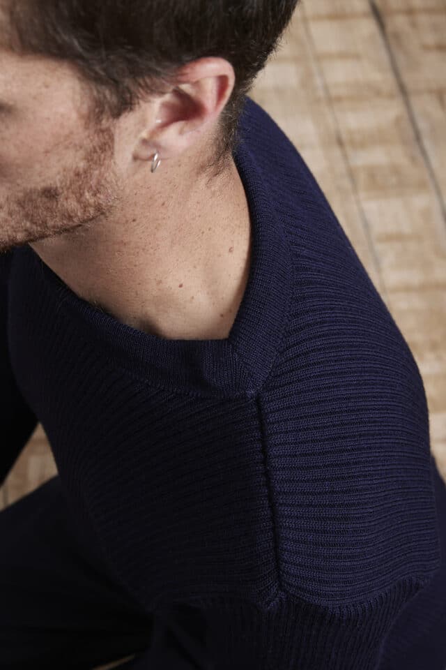 Pull traditionnel militaire en pure laine pour homme