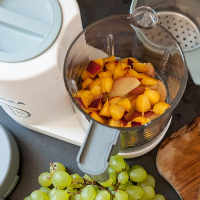 Le robot cuiseur Babycook Neo grey-white Béaba