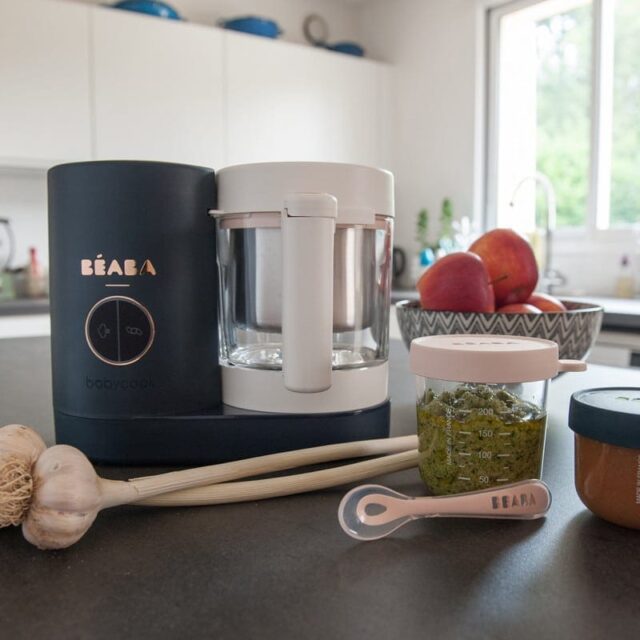 Le robot cuiseur Babycook Neo night-blue