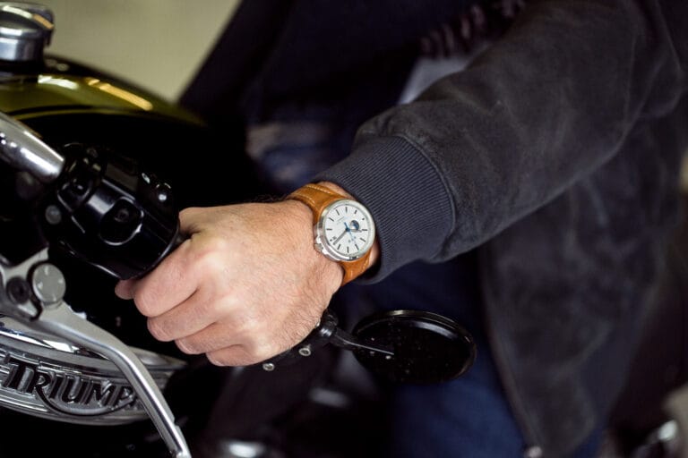 SYE - Montre MOT1ON Automatic 24