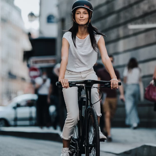 Angell smart bike black