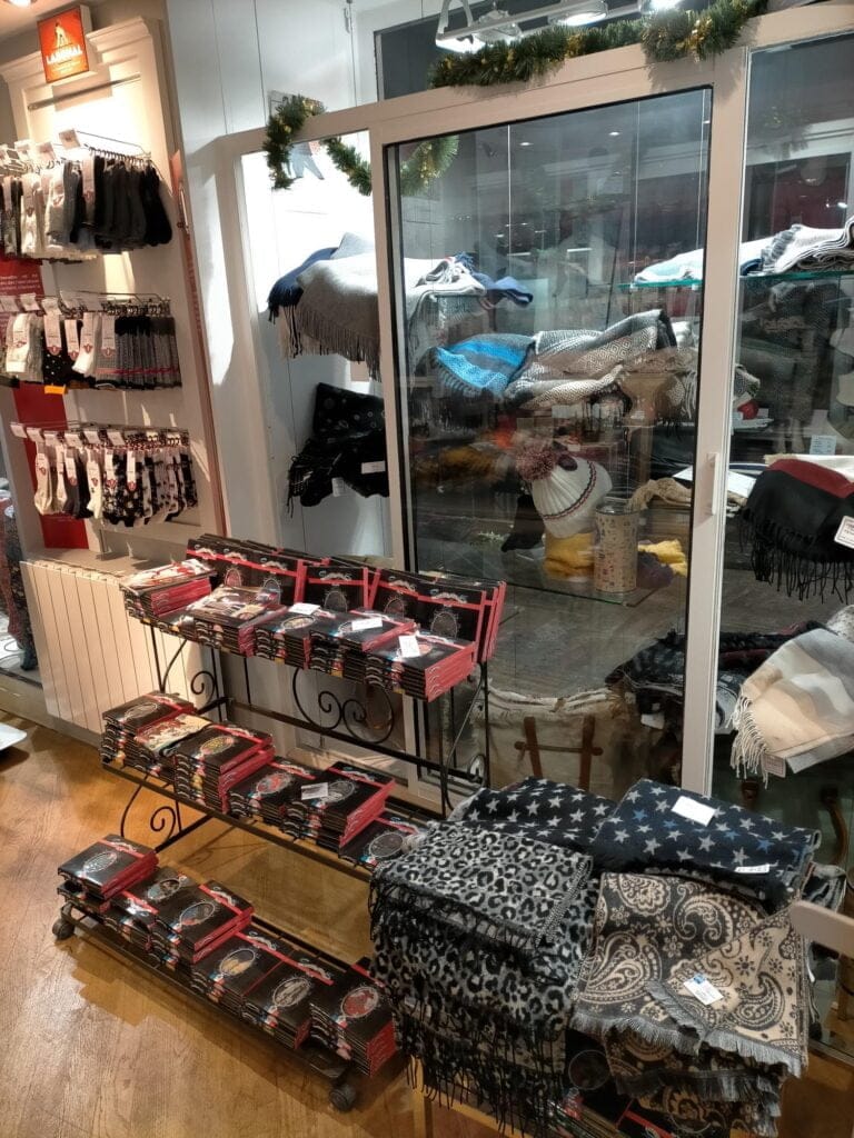 Boutique La Cocarde Saint-Étienne - Intérieur