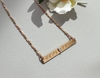 Collier Horizon femme (personnalisable) par la marque Gemografic Gemografic - Collier Horizon femme (personnalisable)