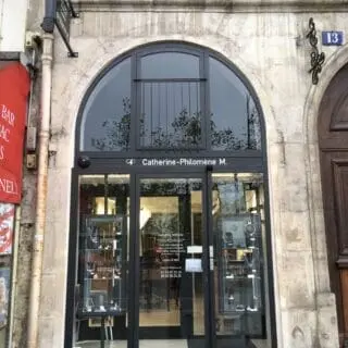 Boutique Atelier Philomène Thebault Paris - Vitrine