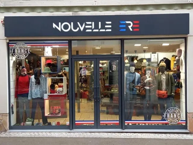 Boutique Nouvelle Ère Évian - Vitrine