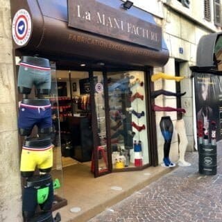 Boutique La manufacture Perrin Annecy - Vitrine