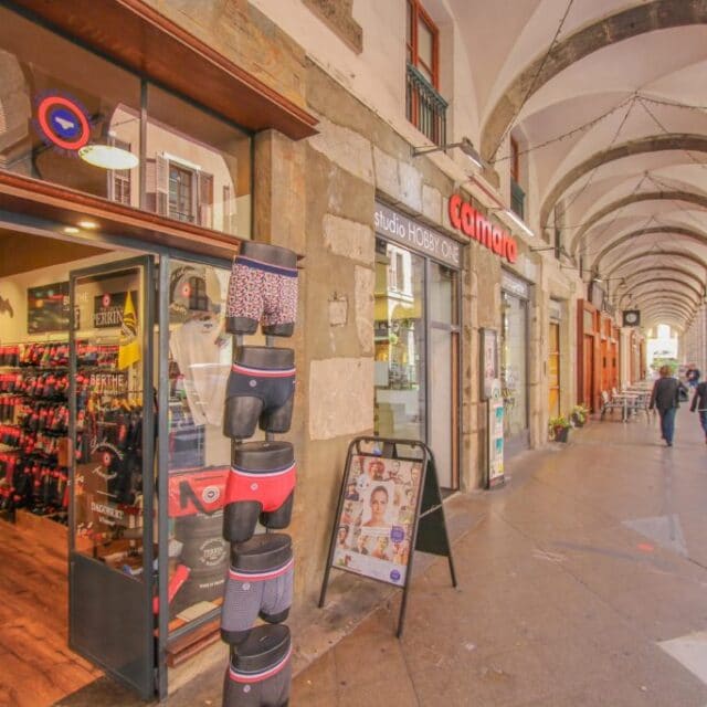 Boutique La Manufacture Perrin Chambéry - Vitrine