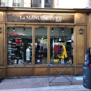 Boutique La Manufacture Perrin Cluny - Vitrine