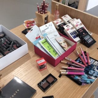 Boutique Les Pépites Thonon-les-Bains - Maquillage