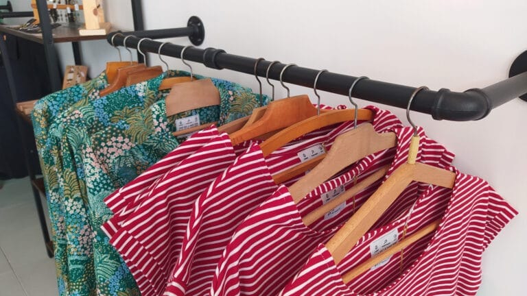 Boutique Vesty Le Blanc - Vêtements neufs