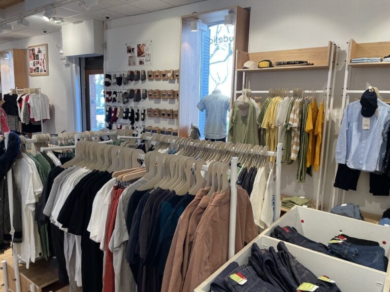 Boutique Modetic à Romans-sur-Isère - Intérieur