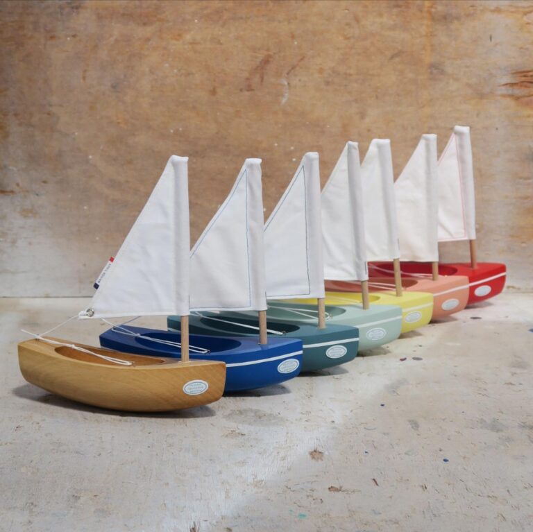 Maison Tirot - Fabricant de bateaux en bois