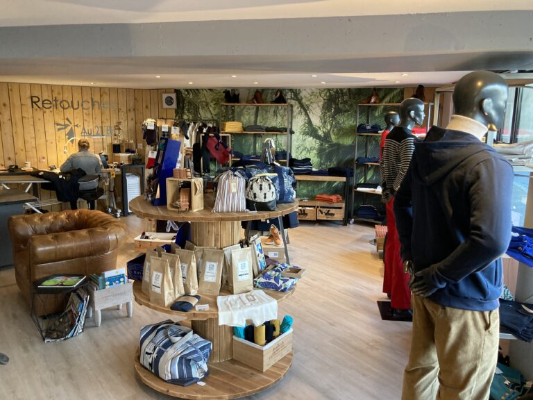 Visule intérieur de la boutique