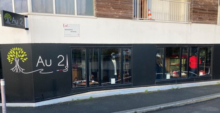Au21 - Vitrine