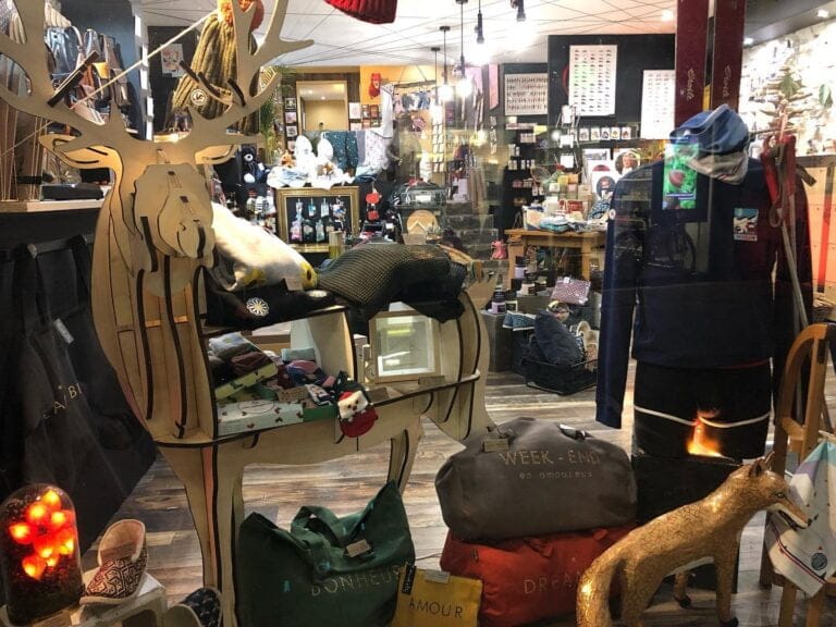 Boutique Cent pour Cent Français Grenoble - Vitrine en hiver