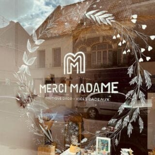 Merci Madame Shop - Logo sur la vitrine