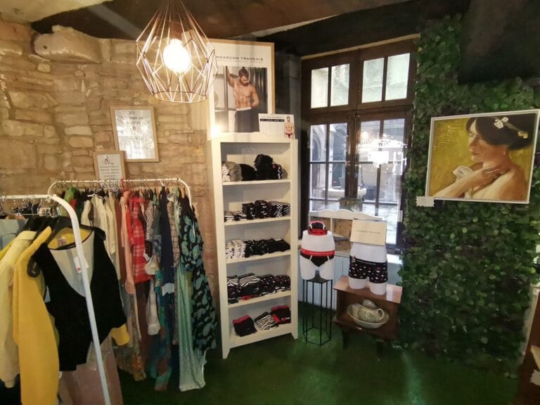 Boutique Entre Madeleine et Philibert Tournus - Vêtements
