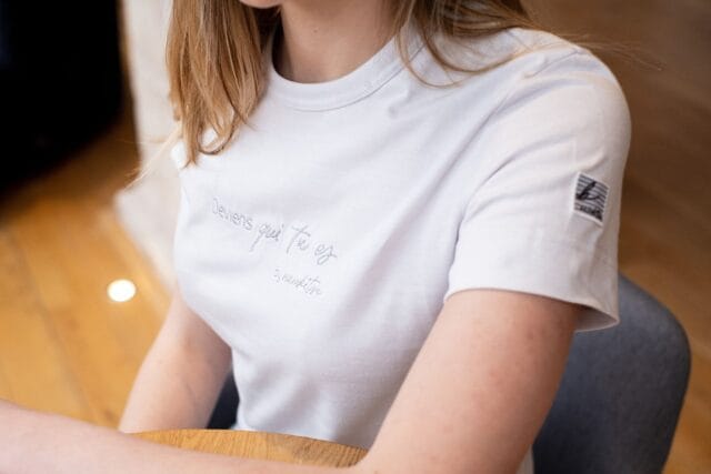 Naiakitsu - T-shirts deviens qui tu es