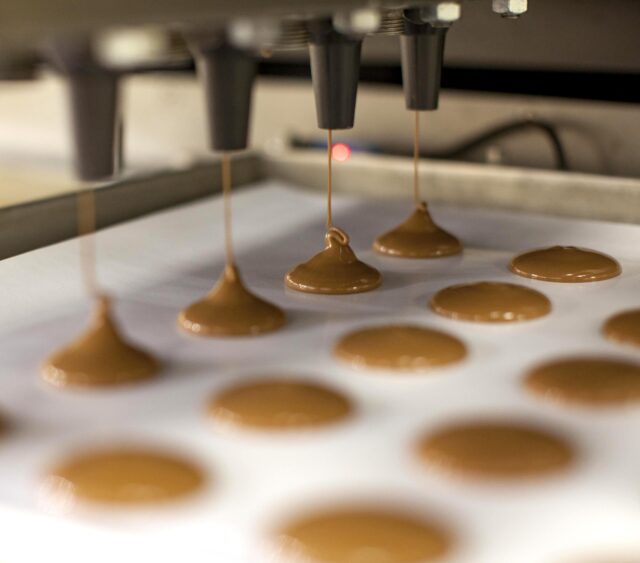 la cure gourmande fabrication chocolat La Cure Gourmande